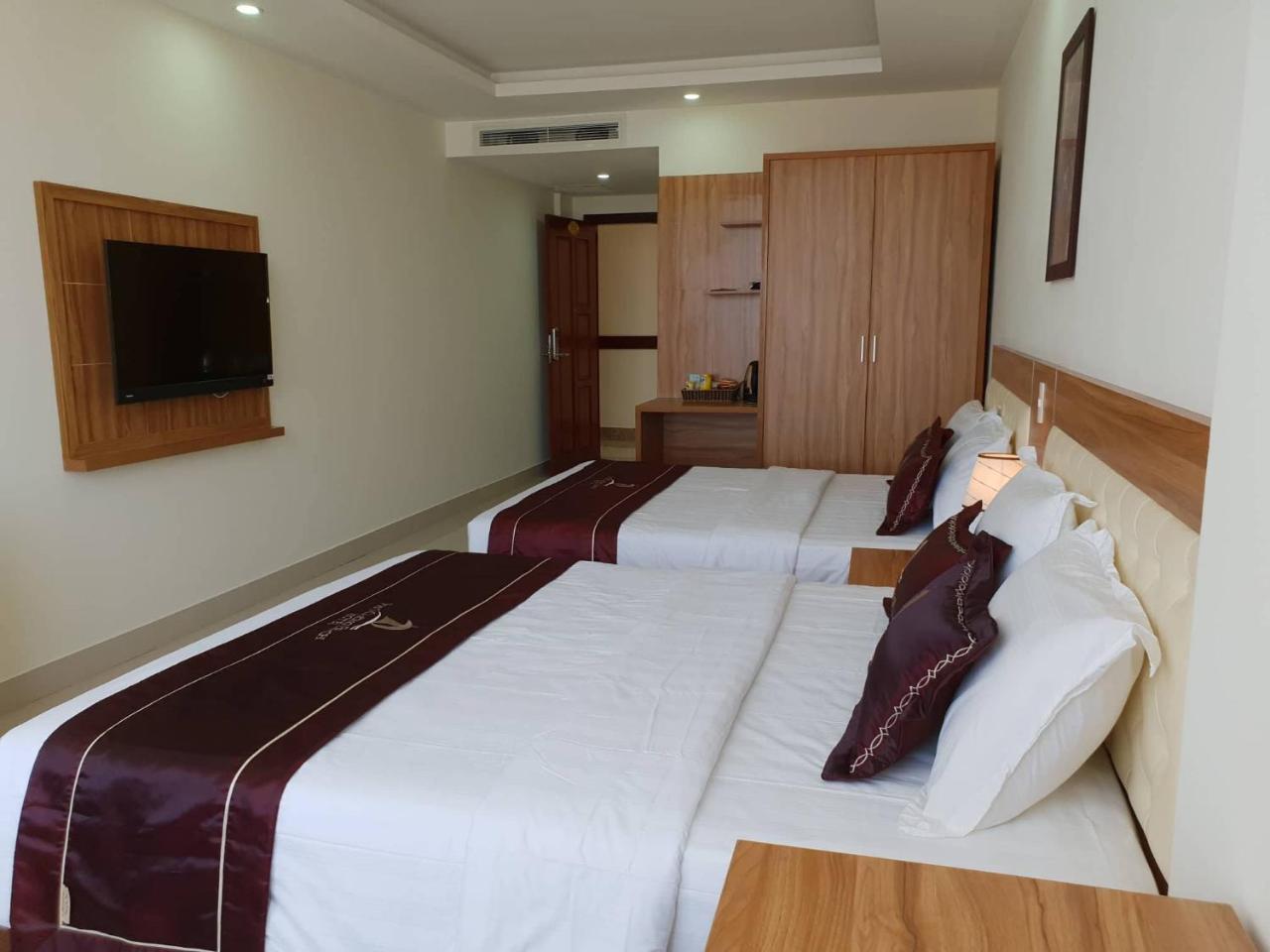 Phu Cuong Beach Hotel Dong Hoi Exterior foto